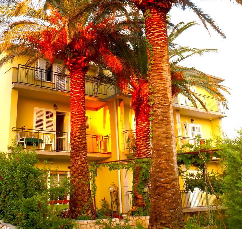 House Rozi Hotel Palit Bagian luar foto
